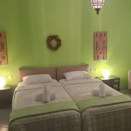 Otel Mato İskados